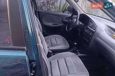 Седан Daewoo Lanos 2004 в Дніпрі