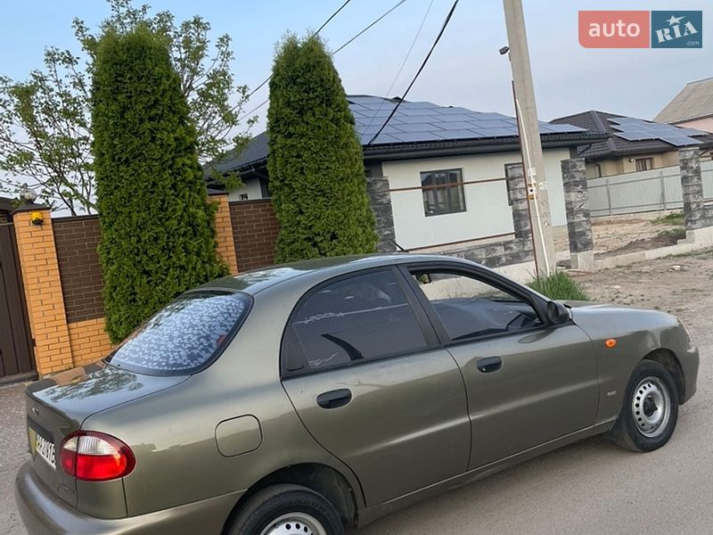 Седан Daewoo Lanos 2004 в Борисполе