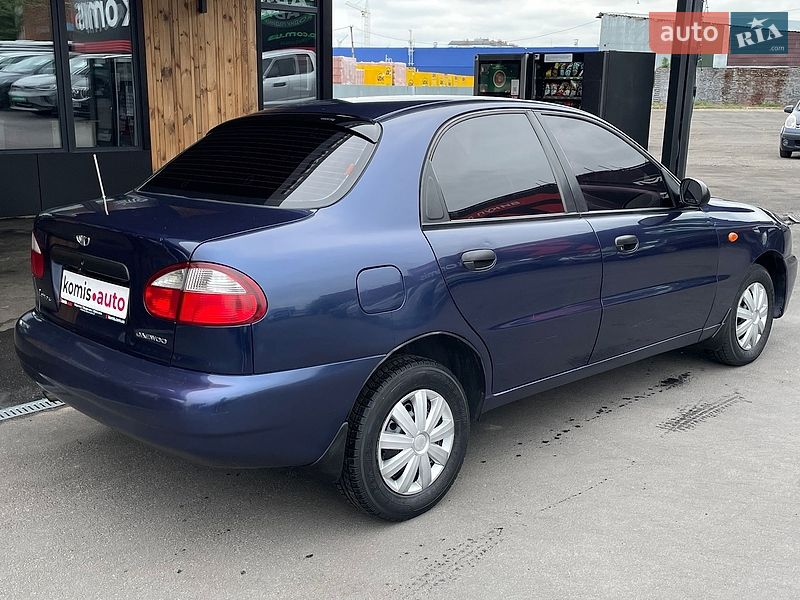Седан Daewoo Lanos 2001 в Вінниці