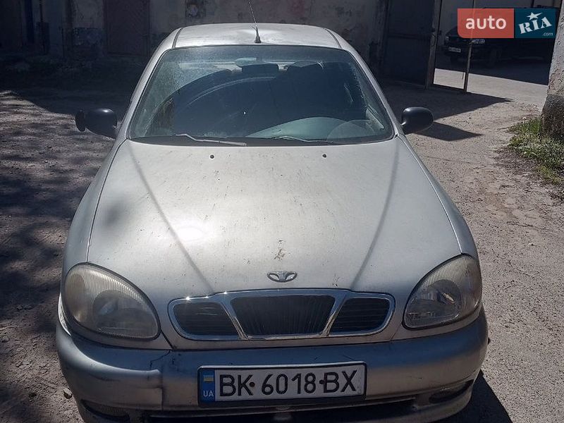 Седан Daewoo Lanos 2003 в Львове