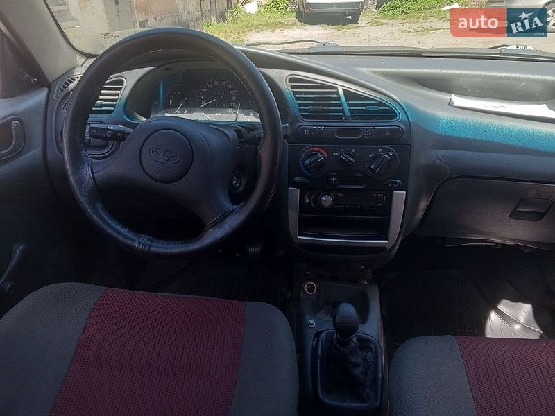 Седан Daewoo Lanos 2003 в Львове