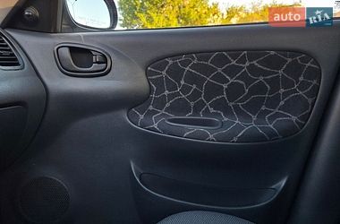 Седан Daewoo Lanos 2003 в Києві
