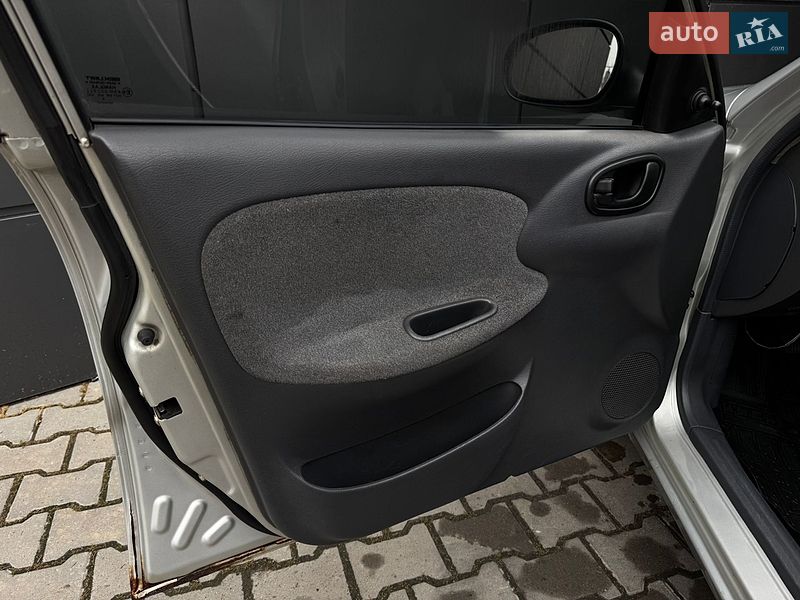 Седан Daewoo Lanos 2006 в Одессе