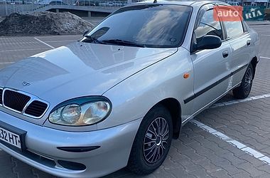 Седан Daewoo Lanos 2004 в Киеве