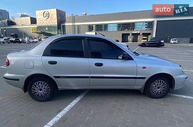 Седан Daewoo Lanos 2004 в Киеве