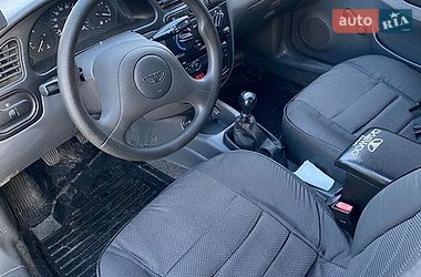 Седан Daewoo Lanos 2004 в Киеве