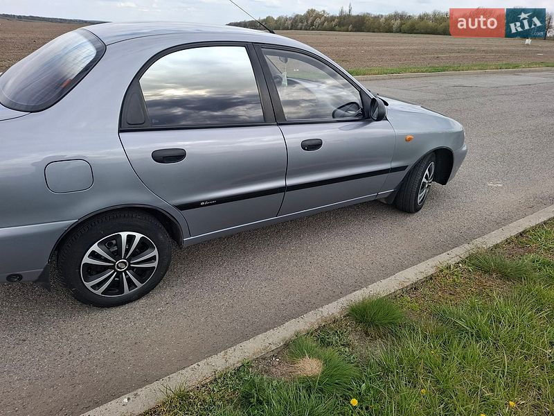 Седан Daewoo Lanos 2011 в Немирове