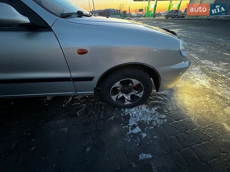 Седан Daewoo Lanos 2008 в Днепре