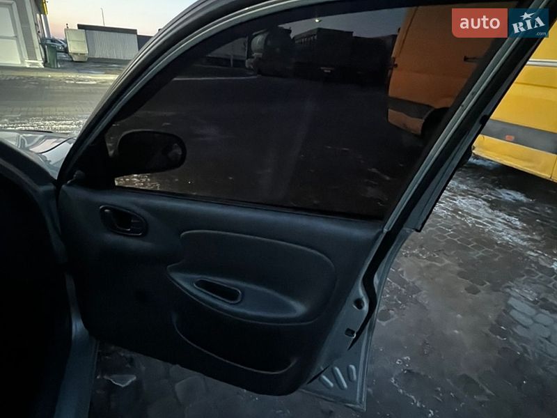 Седан Daewoo Lanos 2008 в Днепре