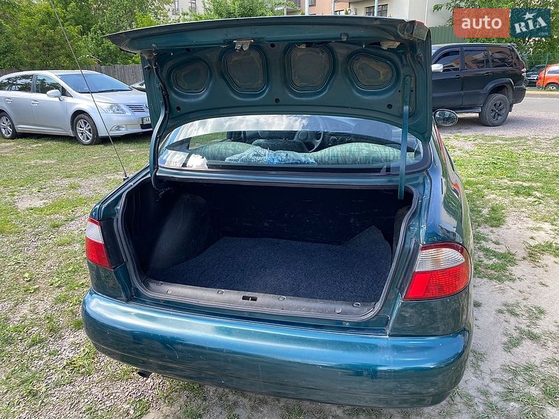 Седан Daewoo Lanos 1998 в Києві