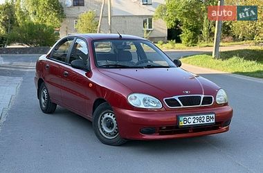 Седан Daewoo Lanos 2008 в Жовкві