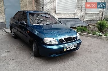 Седан Daewoo Lanos 2001 в Львове