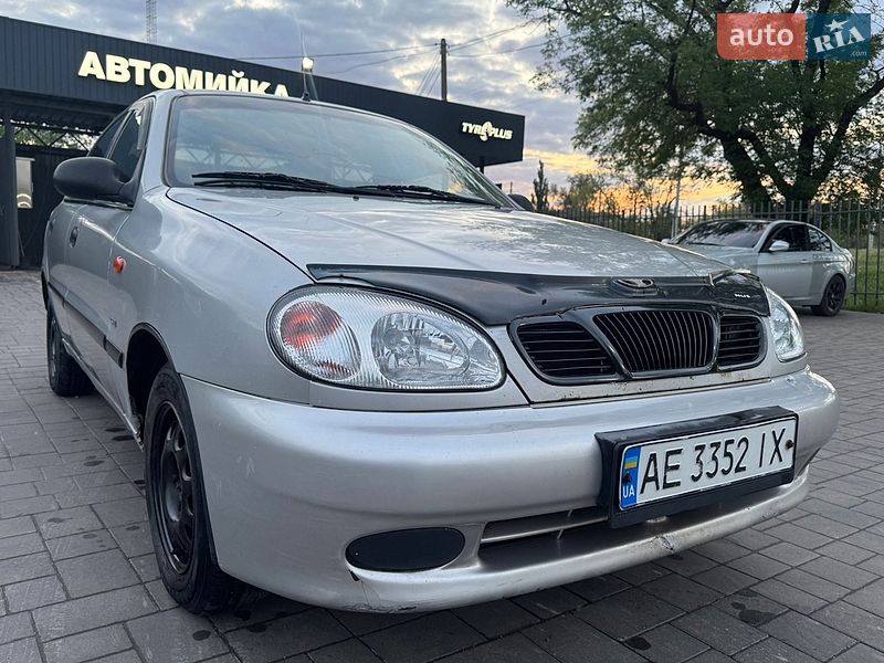 Седан Daewoo Lanos 2004 в Кривом Роге