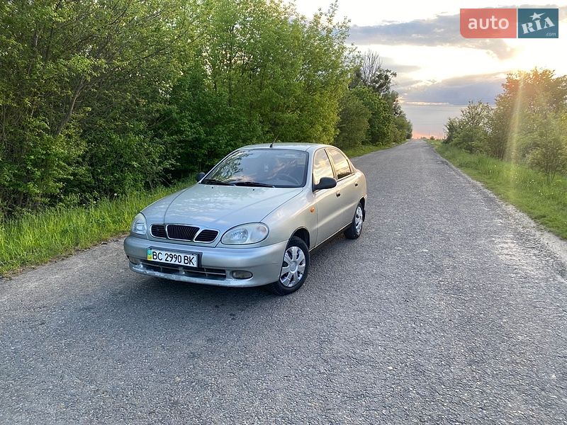 Седан Daewoo Lanos 2008 в Ременеві
