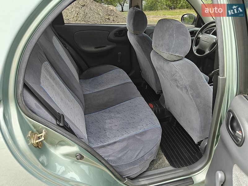 Седан Daewoo Lanos 2006 в Черкасах