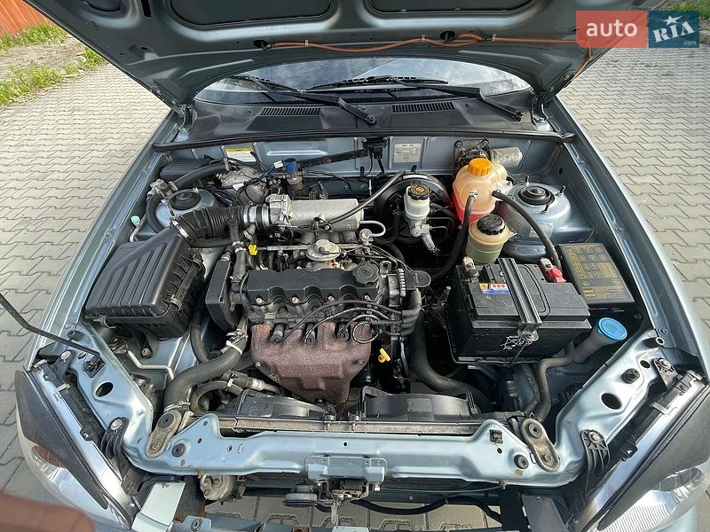 Седан Daewoo Lanos 2011 в Луцьку