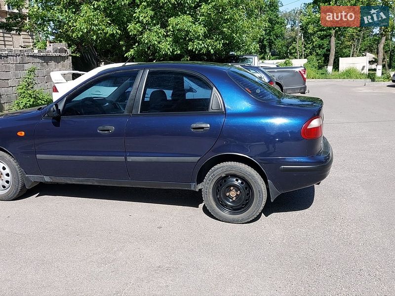 Седан Daewoo Lanos 2003 в Харькове