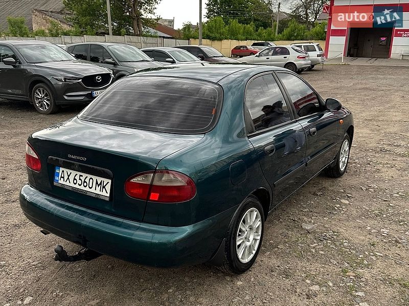 Седан Daewoo Lanos 2004 в Харкові