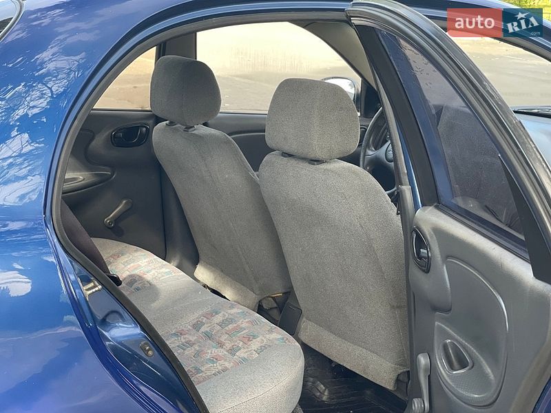 Седан Daewoo Lanos 2008 в Днепре