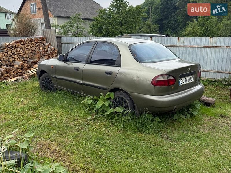 Седан Daewoo Lanos 2003 в Львове