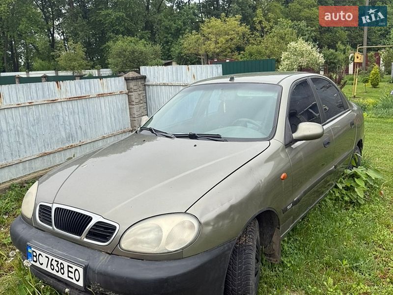 Седан Daewoo Lanos 2003 в Львове
