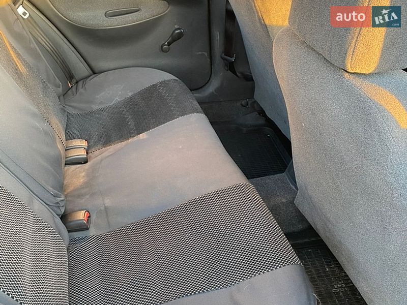 Седан Daewoo Lanos 2005 в Киеве