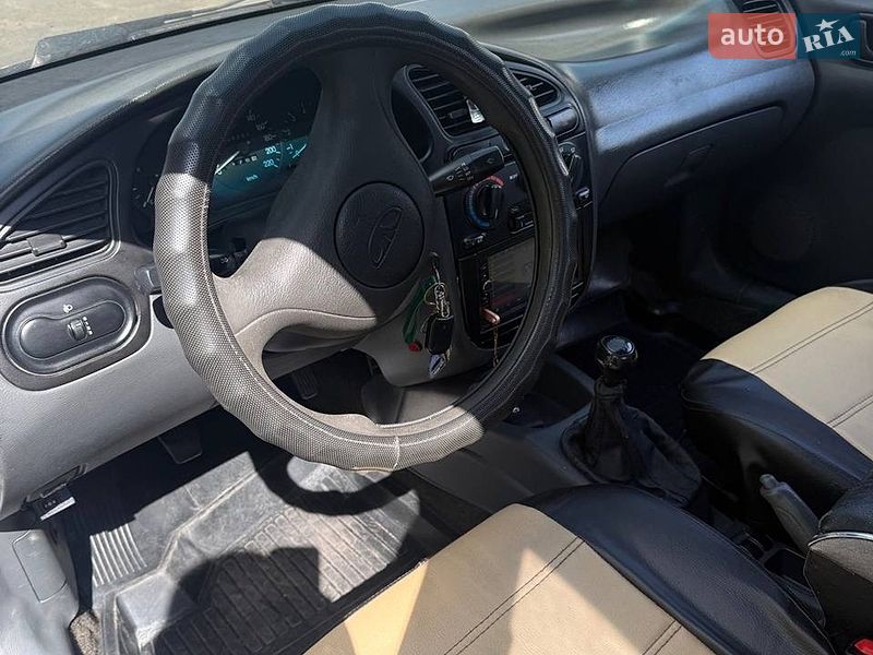 Седан Daewoo Lanos 2008 в Киеве