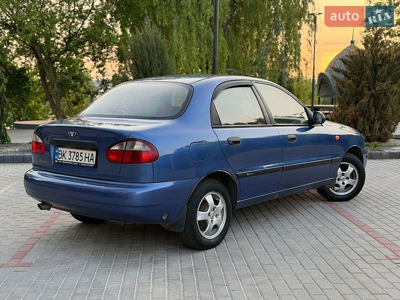 Седан Daewoo Lanos 2008 в Рівному