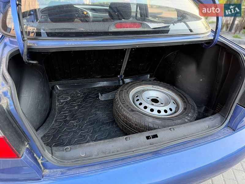 Седан Daewoo Lanos 2008 в Рівному