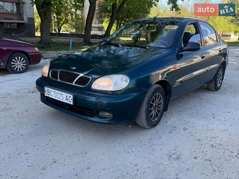 Седан Daewoo Lanos 2004 в Львове