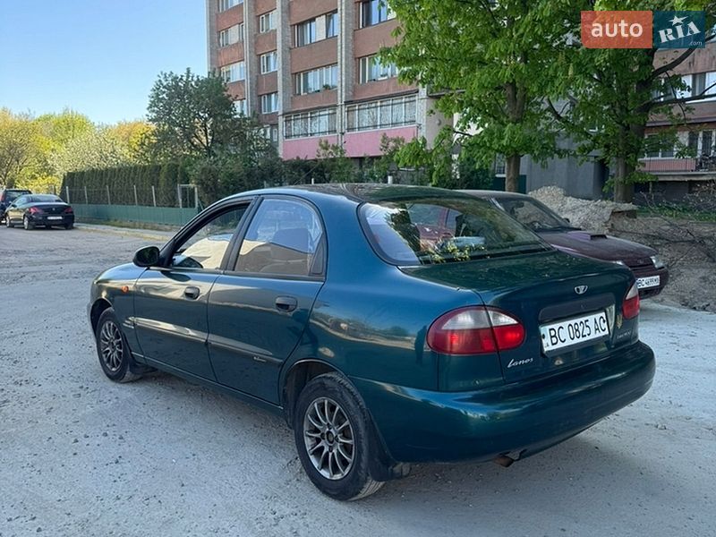 Седан Daewoo Lanos 2004 в Львове