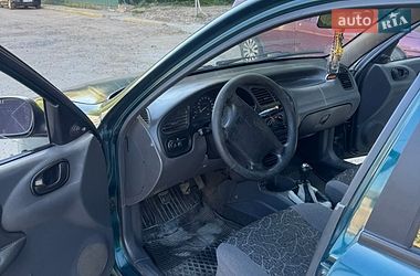 Седан Daewoo Lanos 2004 в Львове