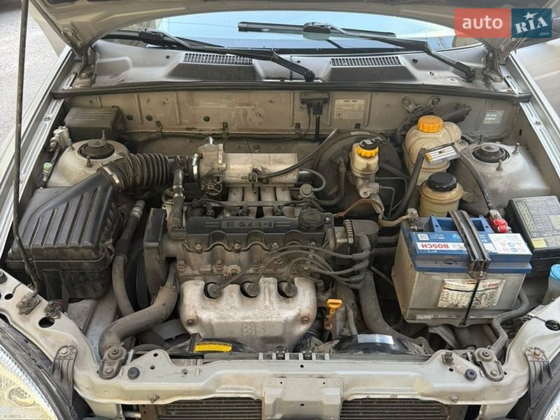 Седан Daewoo Lanos 2004 в Днепре