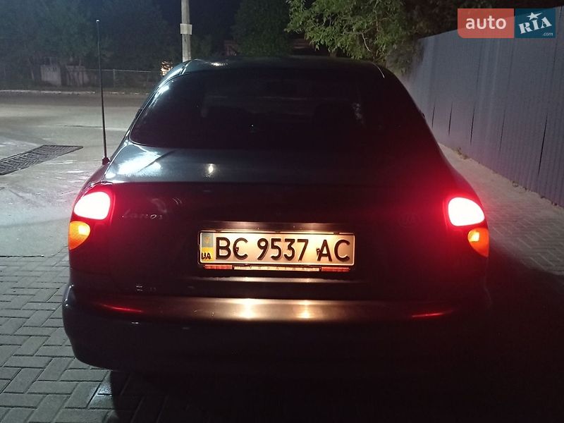 Седан Daewoo Lanos 2005 в Острозі