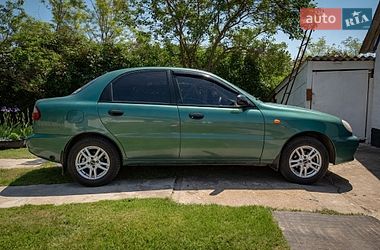 Седан Daewoo Lanos 2008 в Каневі