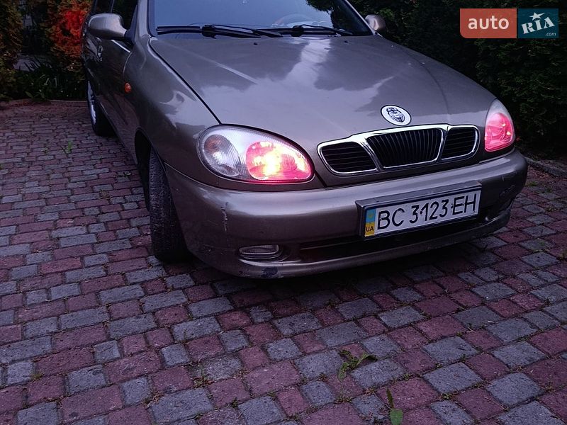 Седан Daewoo Lanos 2003 в Коломые
