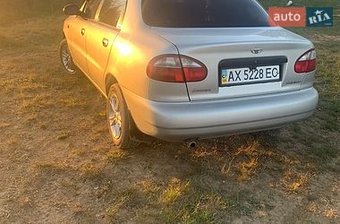 Седан Daewoo Lanos 2002 в Валках