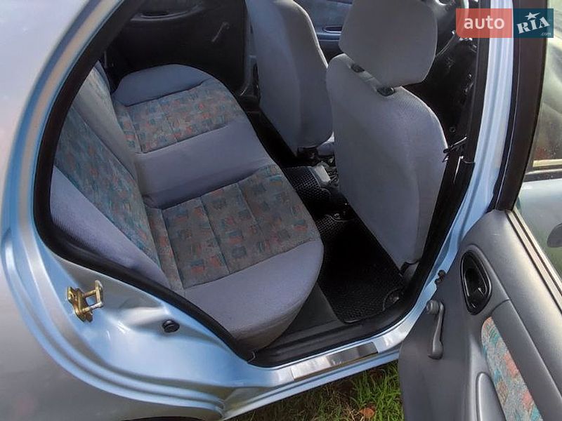 Седан Daewoo Lanos 2005 в Черкассах
