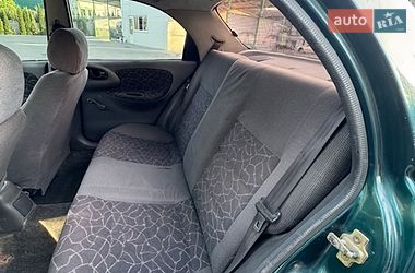 Седан Daewoo Lanos 2003 в Черновцах