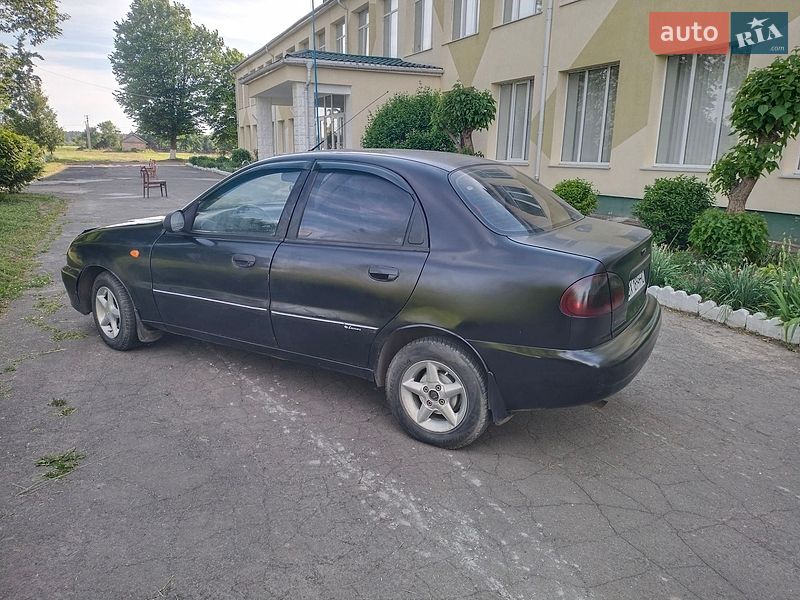 Седан Daewoo Lanos 2007 в Острозі
