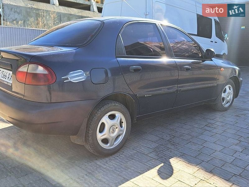 Седан Daewoo Lanos 2006 в Чернівцях