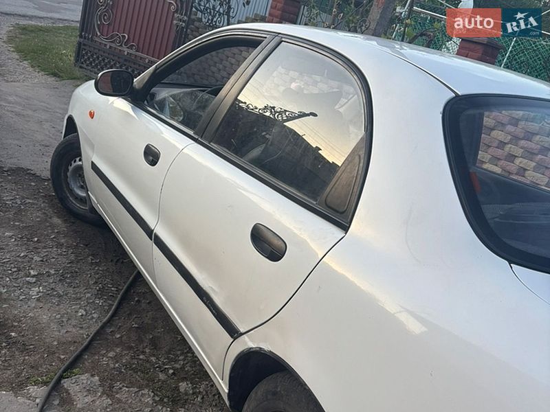Седан Daewoo Lanos 2006 в Козові