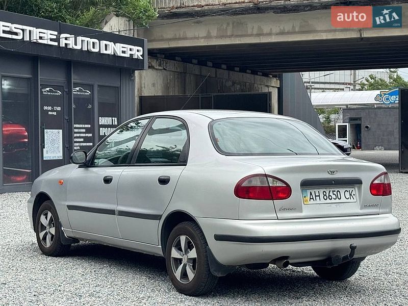 Седан Daewoo Lanos 2004 в Дніпрі