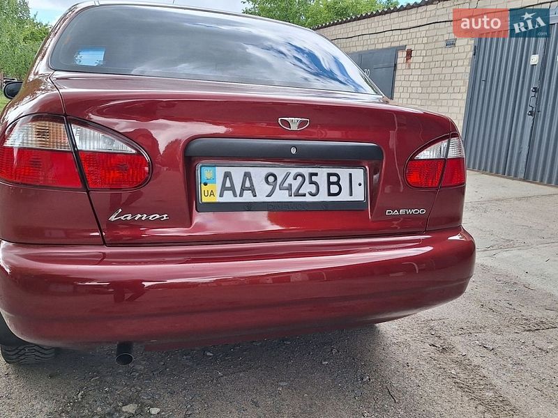 Седан Daewoo Lanos 2005 в Смеле