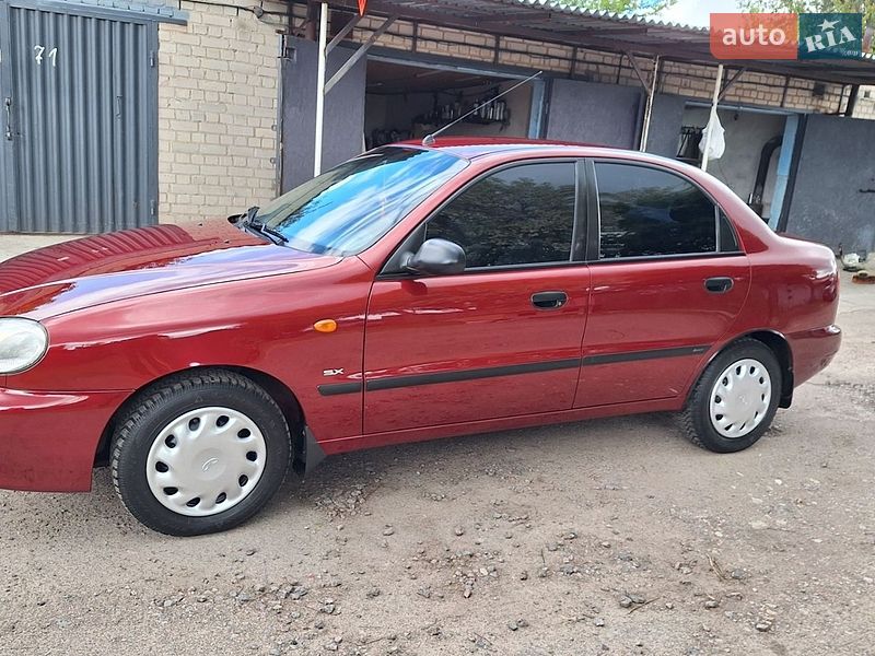 Седан Daewoo Lanos 2005 в Смеле