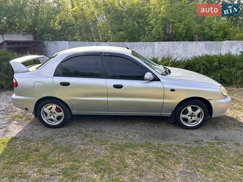 Седан Daewoo Lanos 2005 в Звенигородці