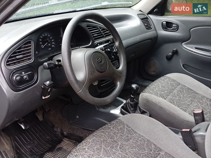 Седан Daewoo Lanos 2008 в Житомире