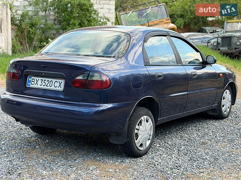 Седан Daewoo Lanos 2003 в Славуте