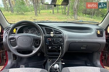 Седан Daewoo Lanos 2004 в Олевске