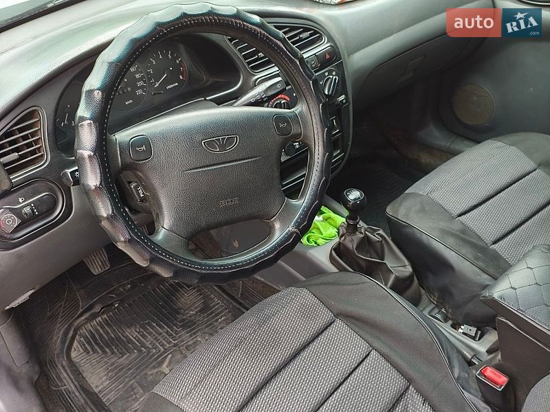 Седан Daewoo Lanos 2004 в Запоріжжі